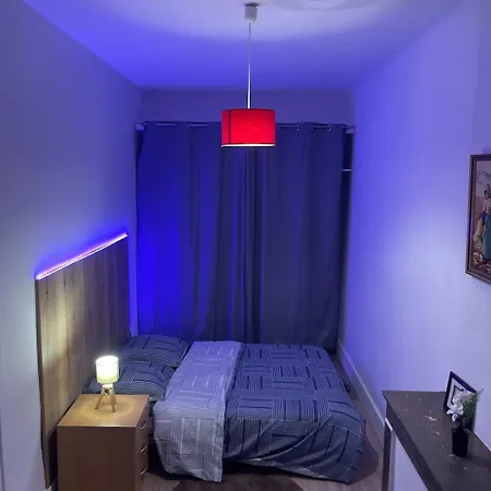 Super Cozy Avec Stationnement Gratuit 아파트 생테티엔